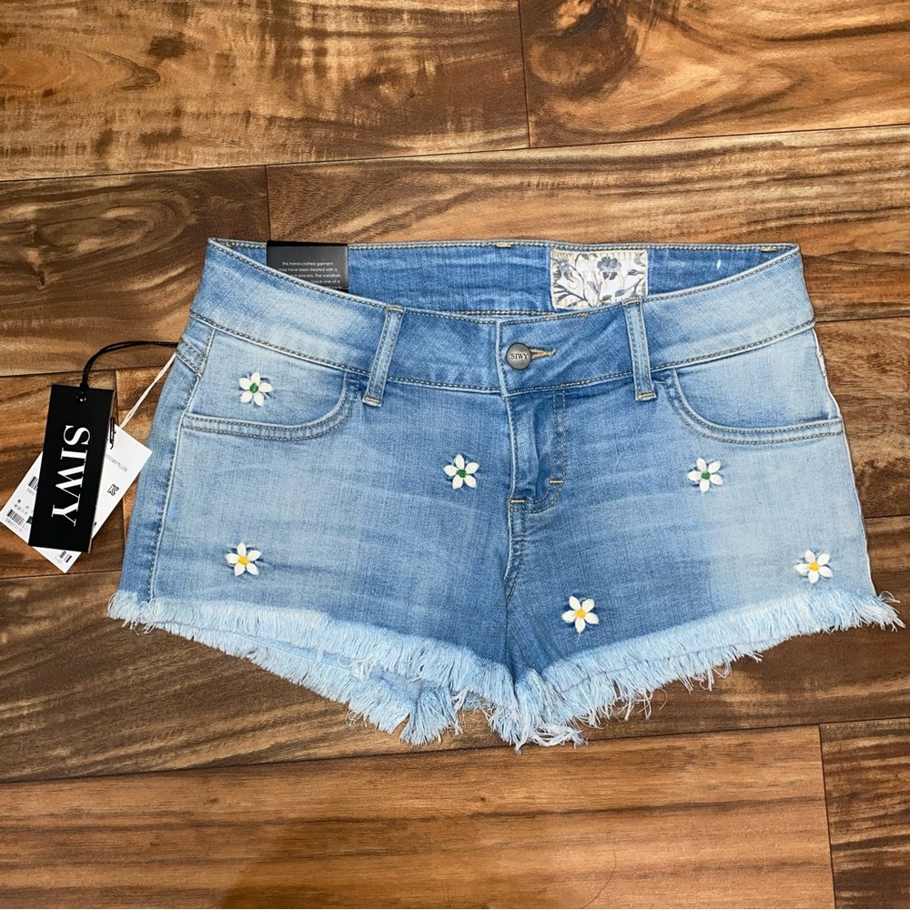 SIWY low rise short